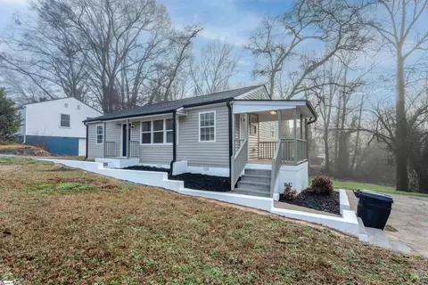 1922 Dobbins Ave, Anderson, SC 29625