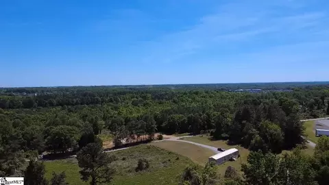 215 Leonard Rd, Duncan, SC 29334 photo 5