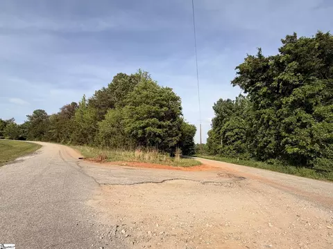 215 Leonard Rd, Duncan, SC 29334 photo 10