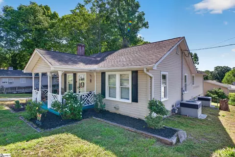 104 Buddin St, Easley, SC 29640