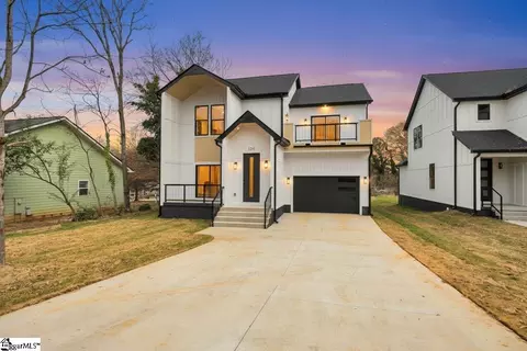 106 West Ave, Greenville, SC 29611