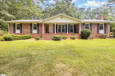419 Ridge Dr, Laurens, SC 29360