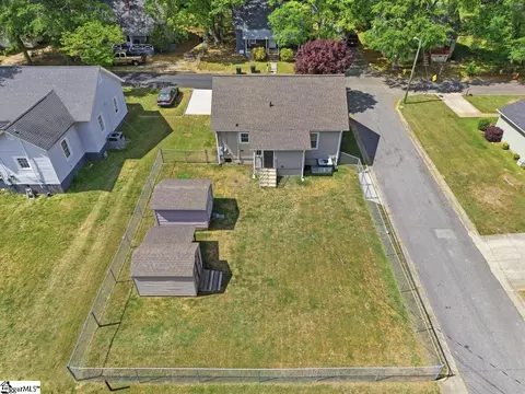 View/Area - 5 Geer St, Greer, SC 29650 photo 2 of 2