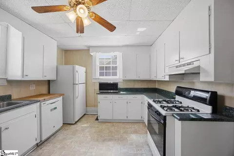 Kitchen - 5 Geer St, Greer, SC 29650 photo 1 of 3