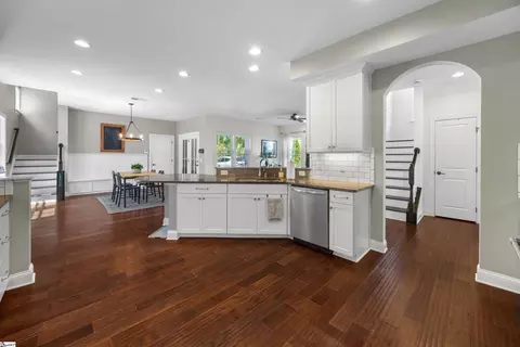 Entry Way - 14 Jardin Dr, Greenville, SC 29607 photo 1 of 7