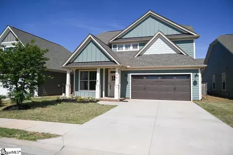 106 Wakelon Dr, Greer, SC 29651