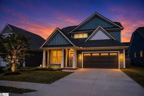 106 Wakelon Dr, Greer, SC 29651