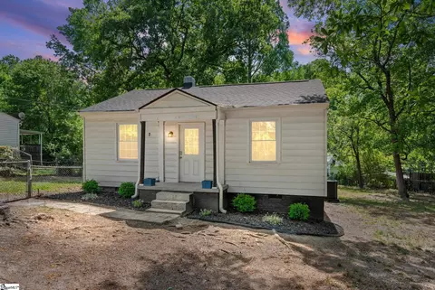 7 Terrell Ave, Greenville, SC 29609