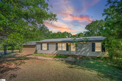 205 Gilmer Rd, Anderson, SC 29621