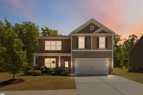 1010 Louvale Ct, Simpsonville, SC 29681