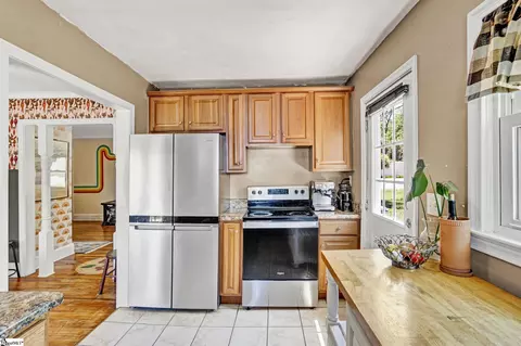 Kitchen - 309 Pineview Dr, Pickens, SC 29671 photo 2 of 2