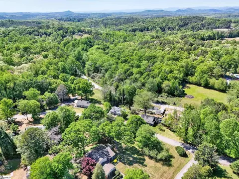View/Area - 309 Pineview Dr, Pickens, SC 29671 photo 3 of 5
