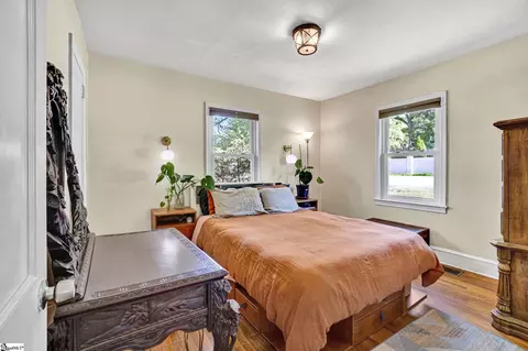 Bedroom - 309 Pineview Dr, Pickens, SC 29671 photo 1 of 4