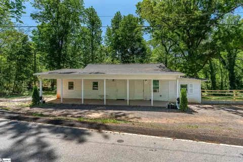 1998 Old Grove Rd, Piedmont, SC 29673