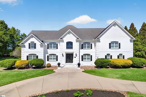 108 Stratford Dr, Easley, SC 29642