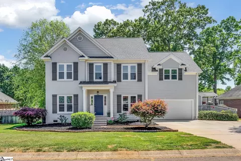 212 Sun Garden Ct, Greenville, SC 29615