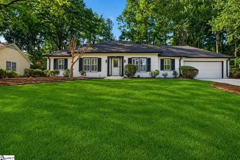 13 Olde Orchard Ln, Greenville, SC 29615