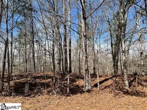 127 Katora Ln, Pelzer, SC 29669