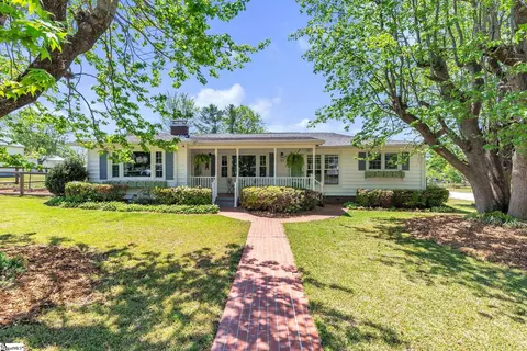 113 Carolina Ave, Greer, SC 29650