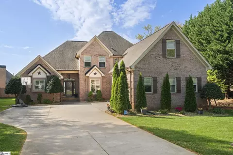 133 River Oaks Rd, Greer, SC 29650