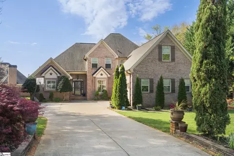 133 River Oaks Rd, Greer, SC 29650