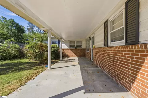Exterior - 100 Pearson Rd, Easley, SC 29642 photo 1 of 4