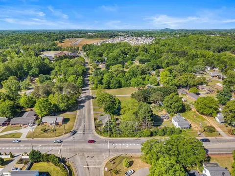 View/Area - 100 Pearson Rd, Easley, SC 29642 photo 3 of 8