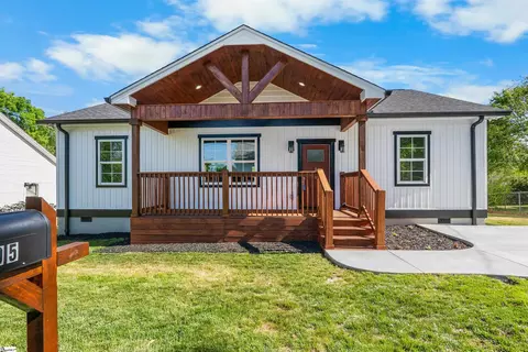 105 Bailey St, Anderson, SC 29621
