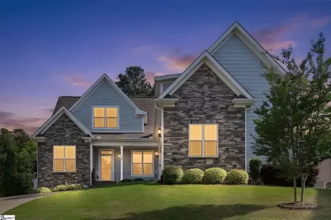 710 Man Of War Ct, Inman, SC 29349