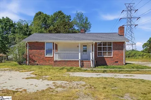 508 Brushy Creek Rd, Taylors, SC 29687