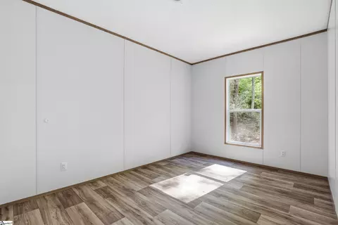 303 Mary Jo Dr, Easley, SC 29640 photo 17