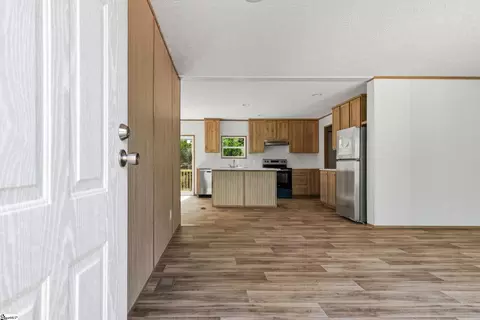 303 Mary Jo Dr, Easley, SC 29640 photo 5