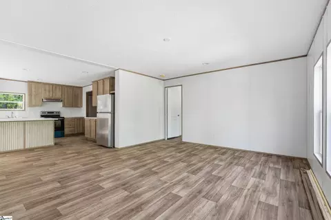 303 Mary Jo Dr, Easley, SC 29640 photo 6