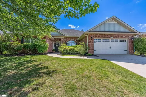 407 Jewelwood Dr, Lyman, SC 29365