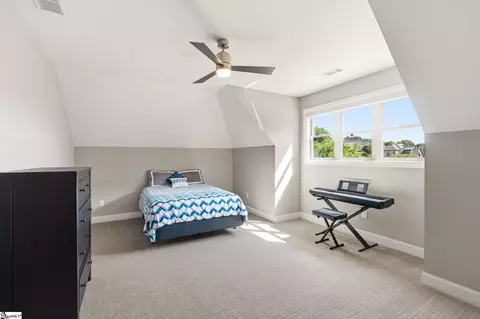 Bedroom - 34 Fox Hunt Ln, Greer, SC 29651 photo 5 of 6