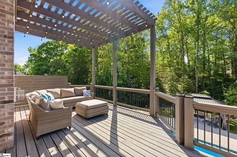 Exterior - 34 Fox Hunt Ln, Greer, SC 29651 photo 5 of 9