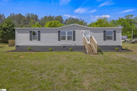 375 Griggs Rd, Six Mile, SC 29682