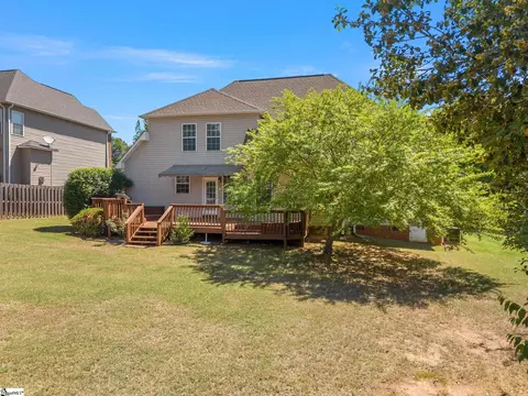 Exterior - 130 Darmondale Dr, Moore, SC 29369 photo 9 of 11