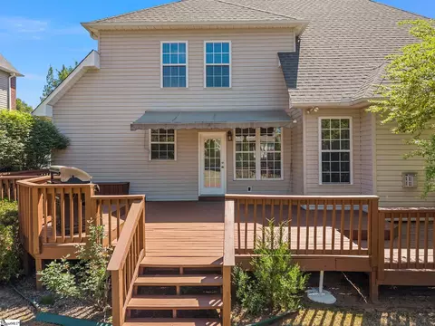 Exterior - 130 Darmondale Dr, Moore, SC 29369 photo 6 of 11