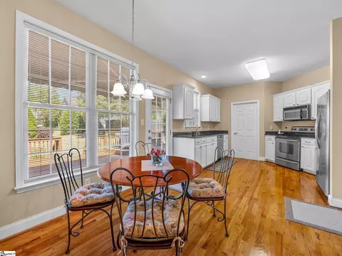 Kitchen - 130 Darmondale Dr, Moore, SC 29369 photo 1 of 4
