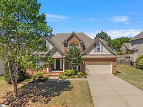 Exterior - 130 Darmondale Dr, Moore, SC 29369 photo 3 of 11
