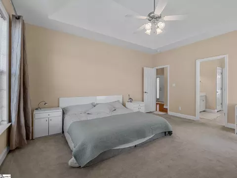 Bedroom - 130 Darmondale Dr, Moore, SC 29369 photo 3 of 9