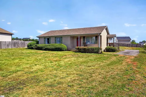 164 Old Furnace Rd, Boiling Springs, SC 29316