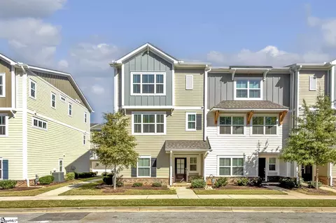 11 Keat Ave, Greenville, SC 29601