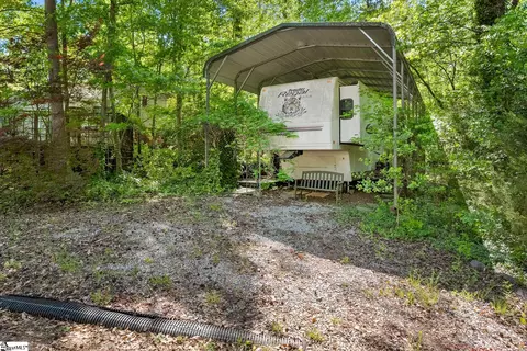 110 112 Whitby Way, Westminster, SC 29693