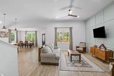 102 George Williams Dr, Easley, SC 29640