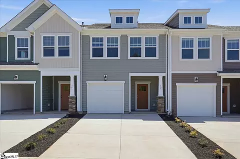 12 Shoemaker Rd, Greenville, SC 29617