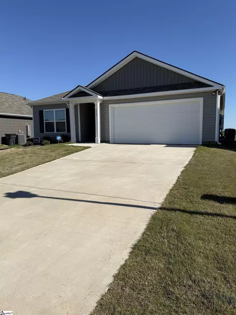 123 Elgin Dr, Laurens, SC 29360