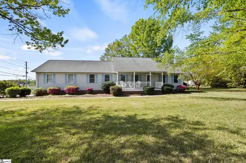 2604 Roper Mountain Rd, Simpsonville, SC 29681