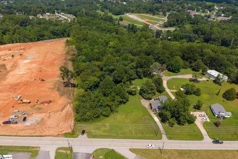 659 Arlington Rd, Greer, SC 29651 photo 4